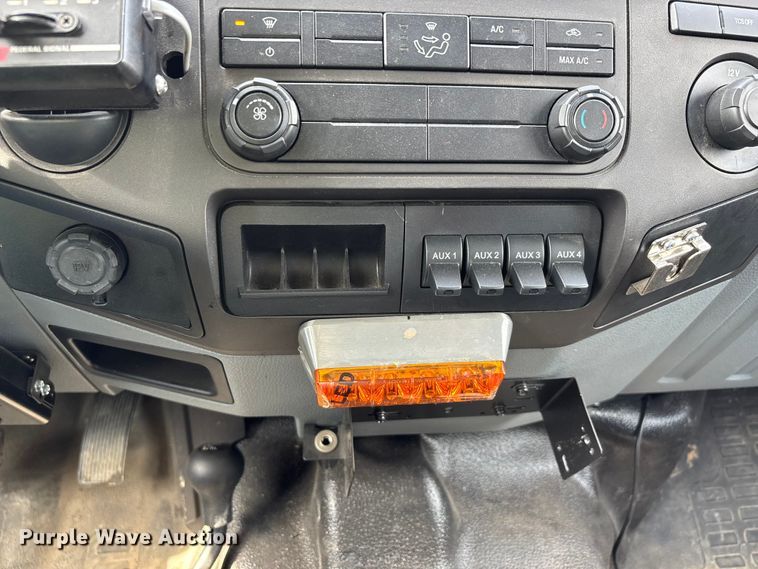 image for item YA2650 2012 Ford F550 Super Duty Crew Cab rescue vehicle