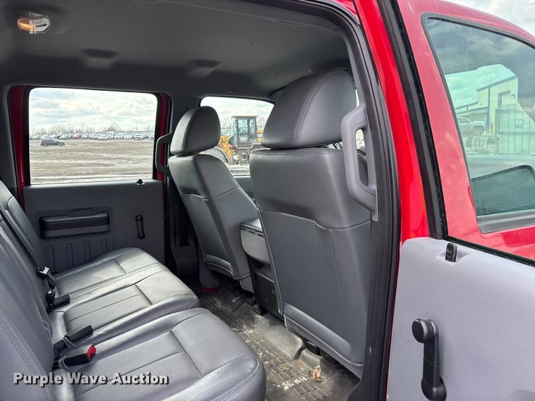 image for item YA2650 2012 Ford F550 Super Duty Crew Cab rescue vehicle