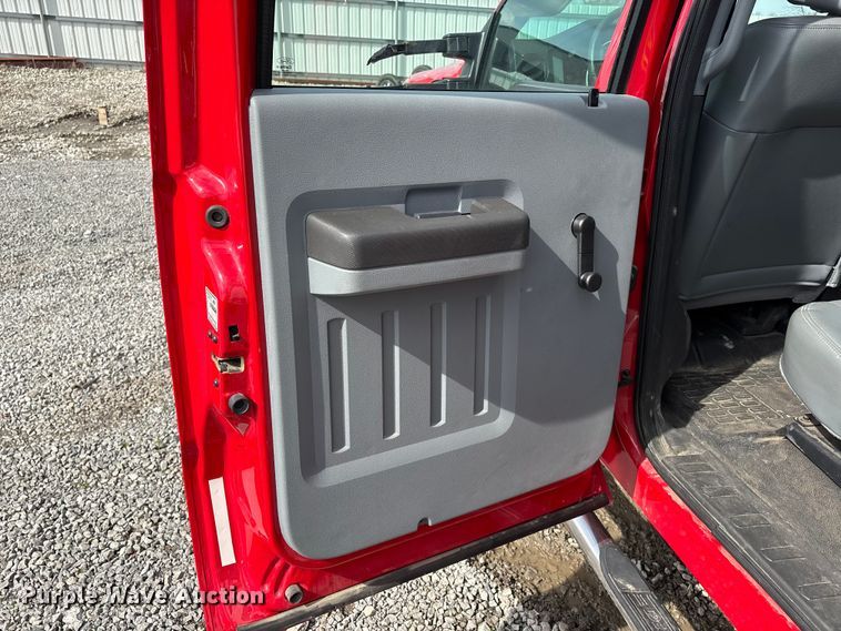 image for item YA2650 2012 Ford F550 Super Duty Crew Cab rescue vehicle