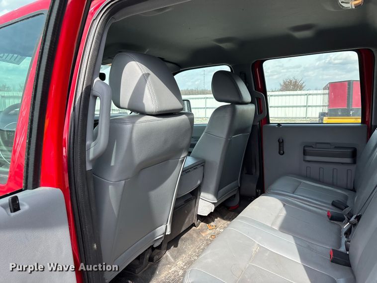 image for item YA2650 2012 Ford F550 Super Duty Crew Cab rescue vehicle