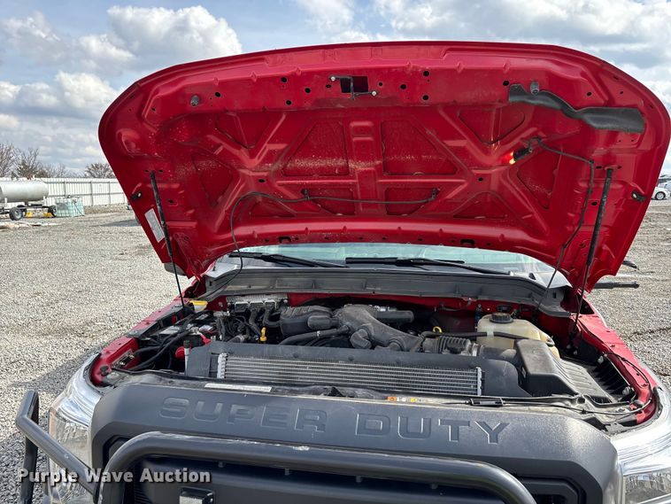 image for item YA2650 2012 Ford F550 Super Duty Crew Cab rescue vehicle