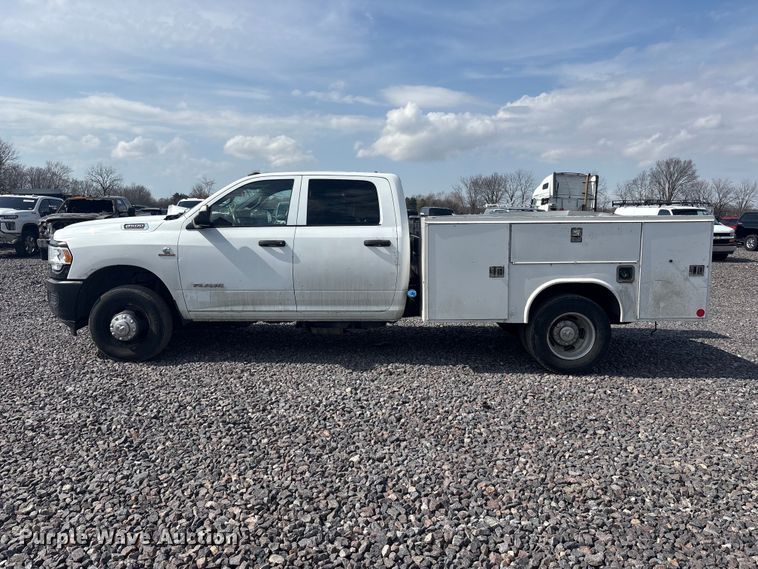 image for item YA2748 2022 RAM 3500 Crew Cab utility bed pickup truck