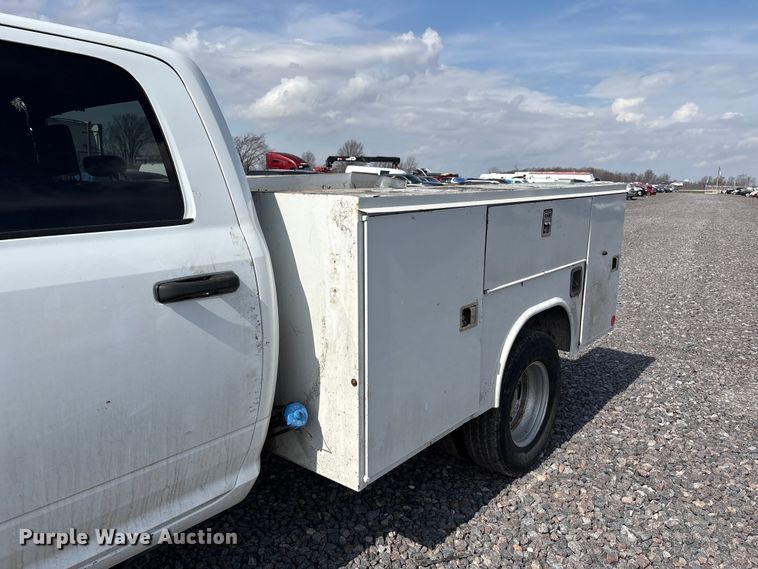 image for item YA2748 2022 RAM 3500 Crew Cab utility bed pickup truck