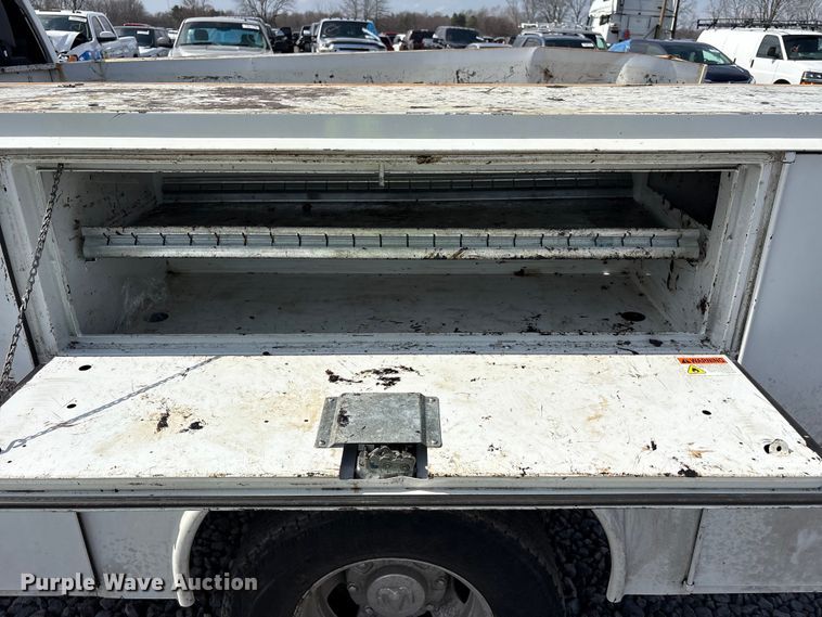 image for item YA2748 2022 RAM 3500 Crew Cab utility bed pickup truck