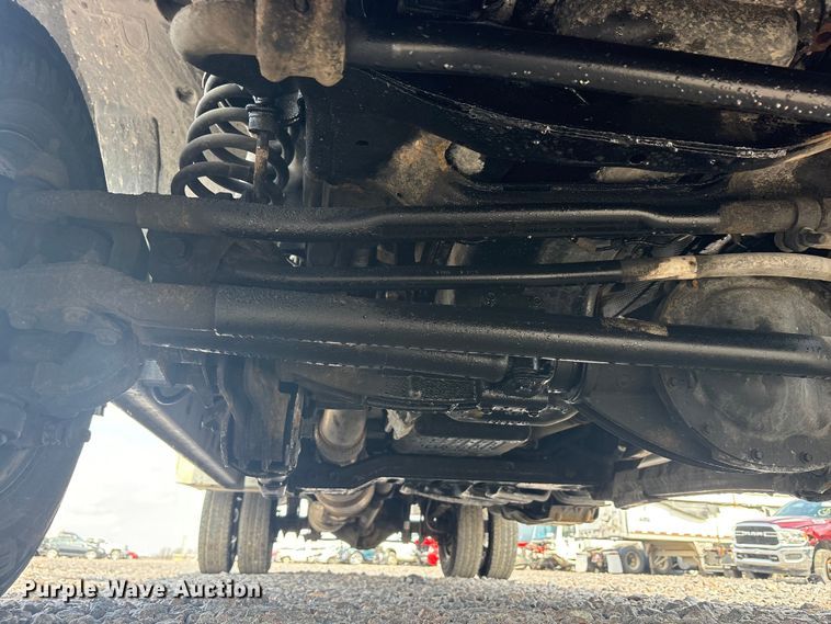 image for item YA2748 2022 RAM 3500 Crew Cab utility bed pickup truck