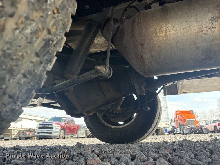 image for item YA2748 2022 RAM 3500 Crew Cab utility bed pickup truck