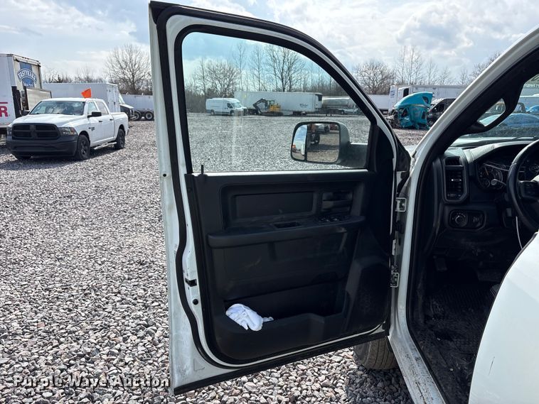 image for item YA2748 2022 RAM 3500 Crew Cab utility bed pickup truck