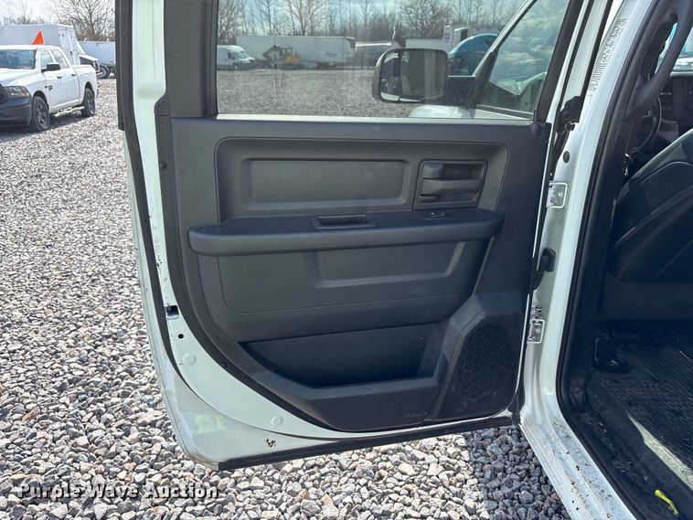 image for item YA2748 2022 RAM 3500 Crew Cab utility bed pickup truck