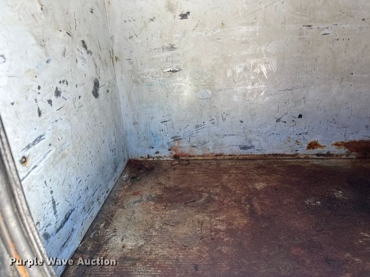 image for item YA2853 2017 Ford F550 Super Duty flatbed truck