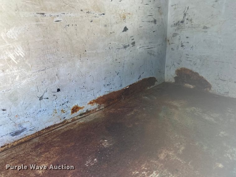 image for item YA2853 2017 Ford F550 Super Duty flatbed truck