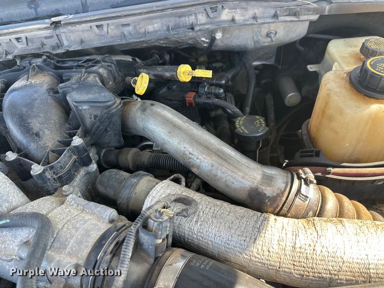 image for item YA2853 2017 Ford F550 Super Duty flatbed truck