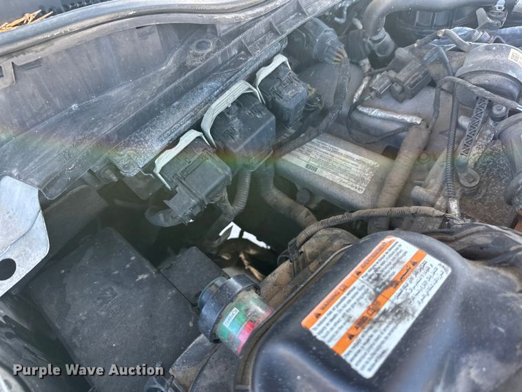 image for item YA2853 2017 Ford F550 Super Duty flatbed truck