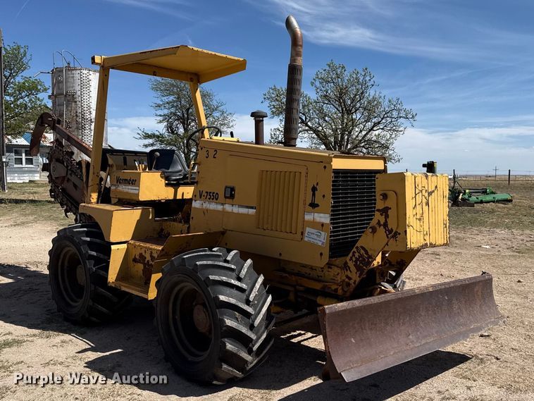 image for item DH1946 1989 Vermeer V-7550 trencher