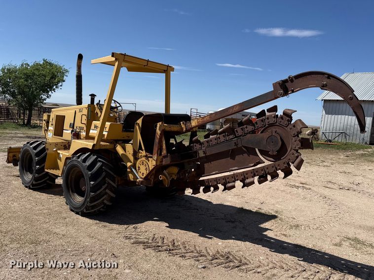 image for item DH1946 1989 Vermeer V-7550 trencher