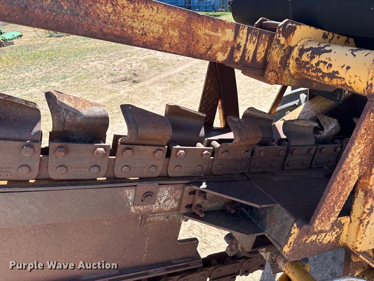 image for item DH1946 1989 Vermeer V-7550 trencher