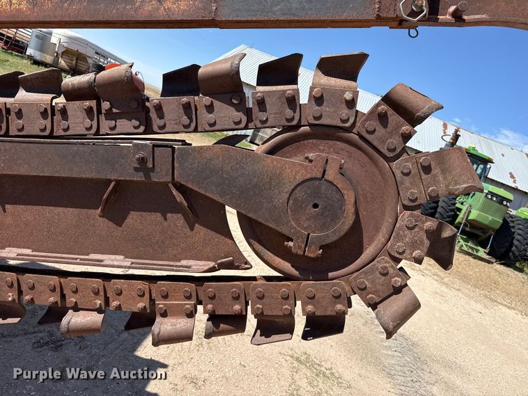 image for item DH1946 1989 Vermeer V-7550 trencher