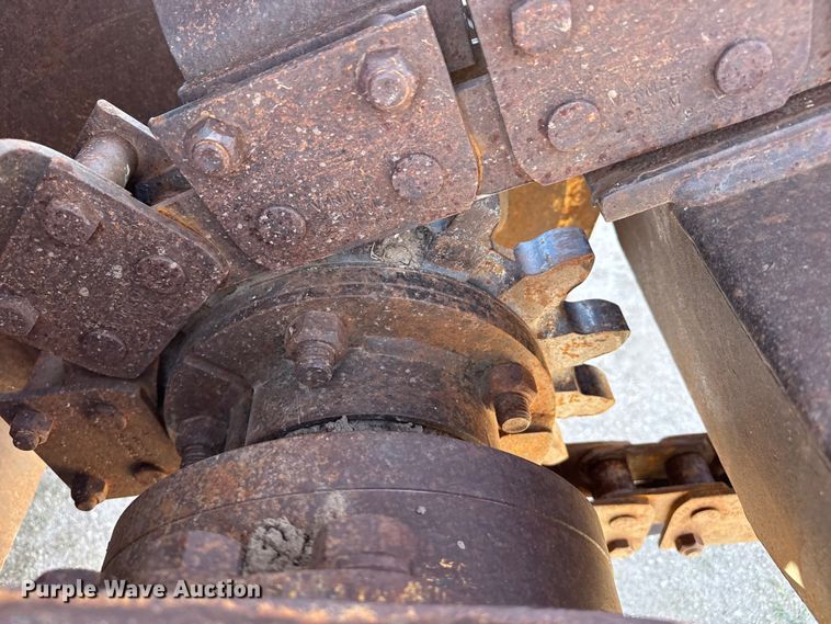 image for item DH1946 1989 Vermeer V-7550 trencher
