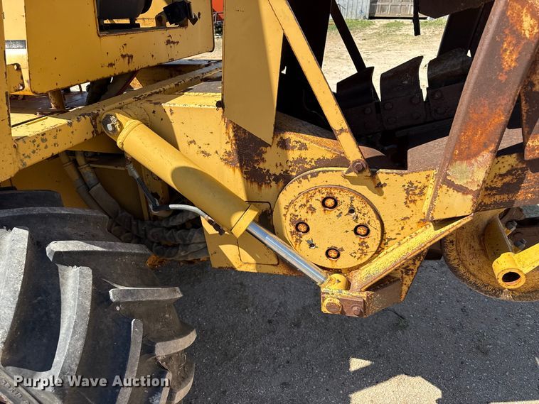 image for item DH1946 1989 Vermeer V-7550 trencher