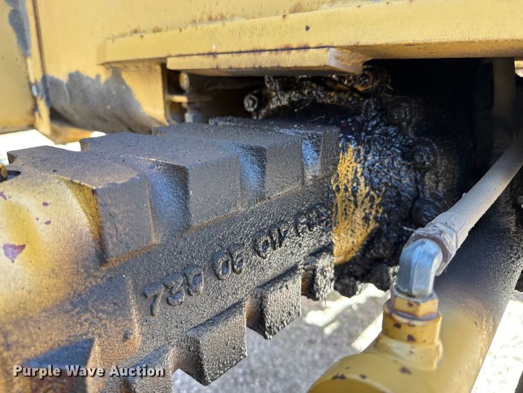 image for item DH1946 1989 Vermeer V-7550 trencher