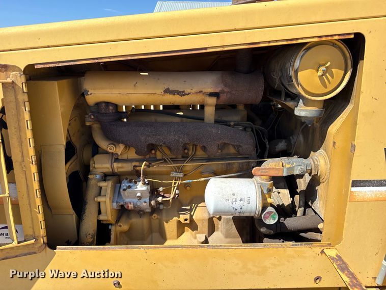 image for item DH1946 1989 Vermeer V-7550 trencher