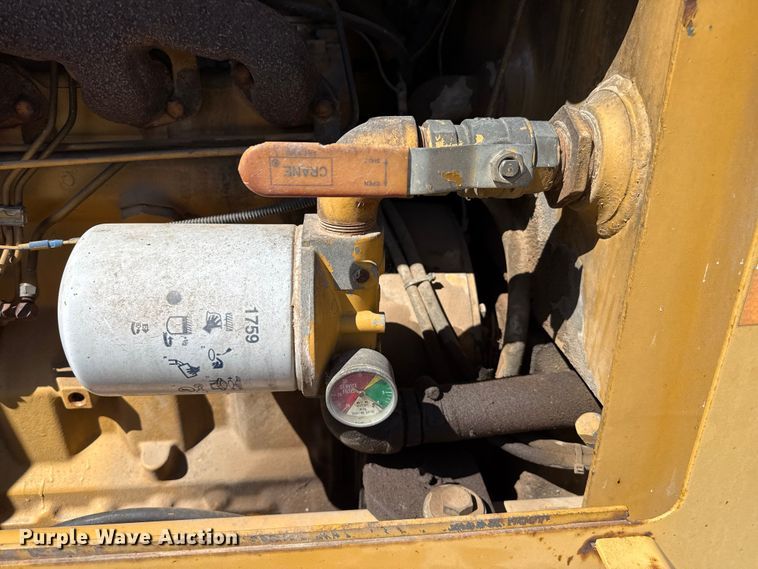 image for item DH1946 1989 Vermeer V-7550 trencher