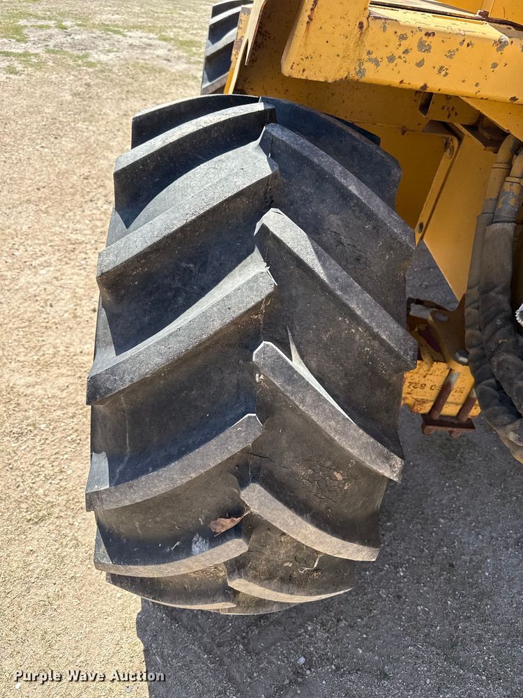 image for item DH1946 1989 Vermeer V-7550 trencher