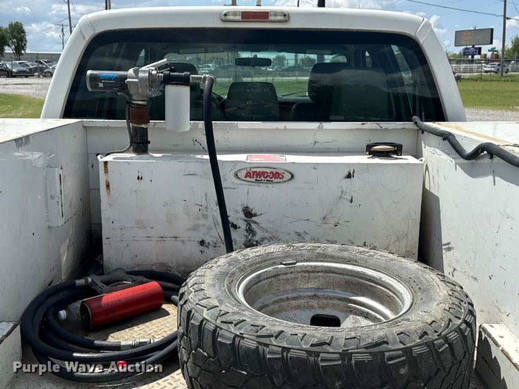 image for item DO8499 2012 Ford F350 Super Duty utility bed pickup truck