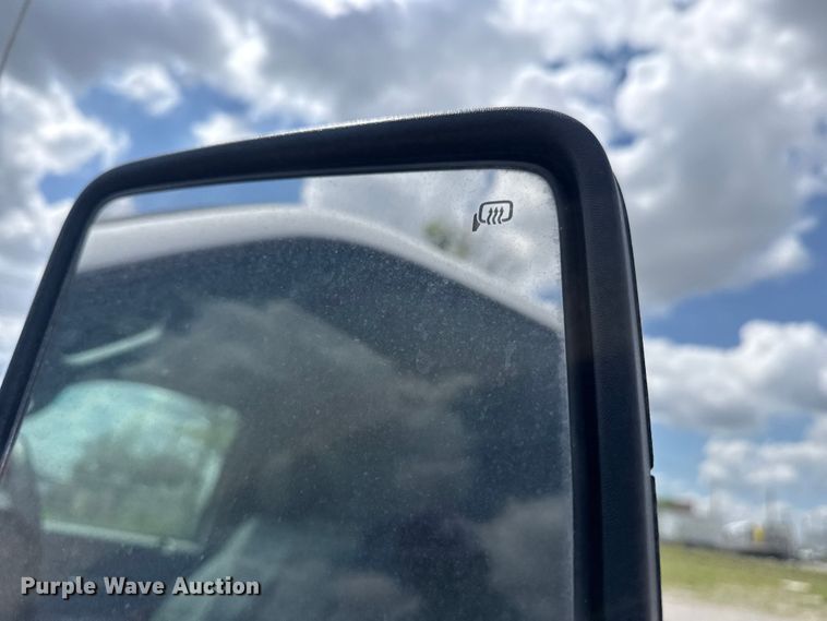 image for item DO8499 2012 Ford F350 Super Duty utility bed pickup truck