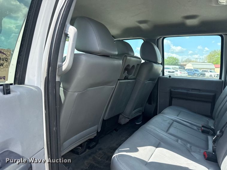 image for item DO8499 2012 Ford F350 Super Duty utility bed pickup truck