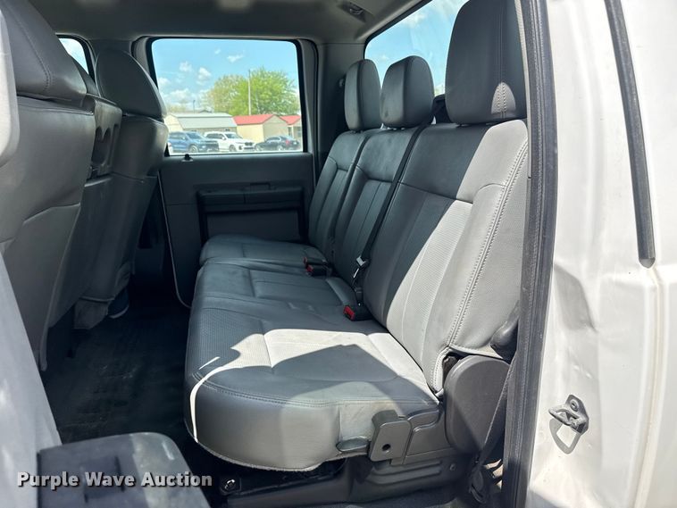 image for item DO8499 2012 Ford F350 Super Duty utility bed pickup truck