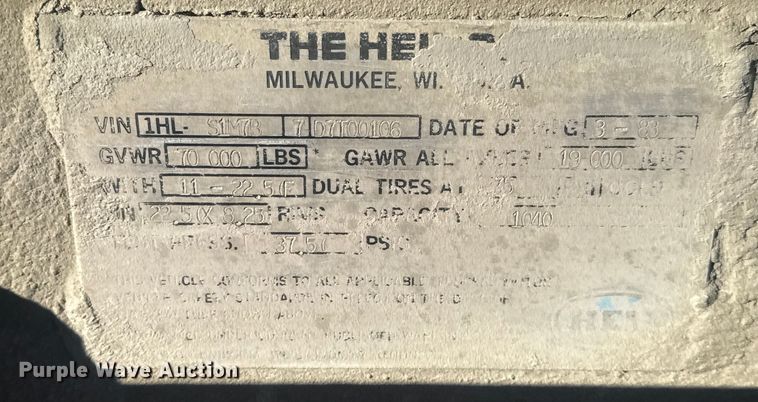 image for item DQ4195 1983 The Heil Co. pneumatic dry bulk trailer