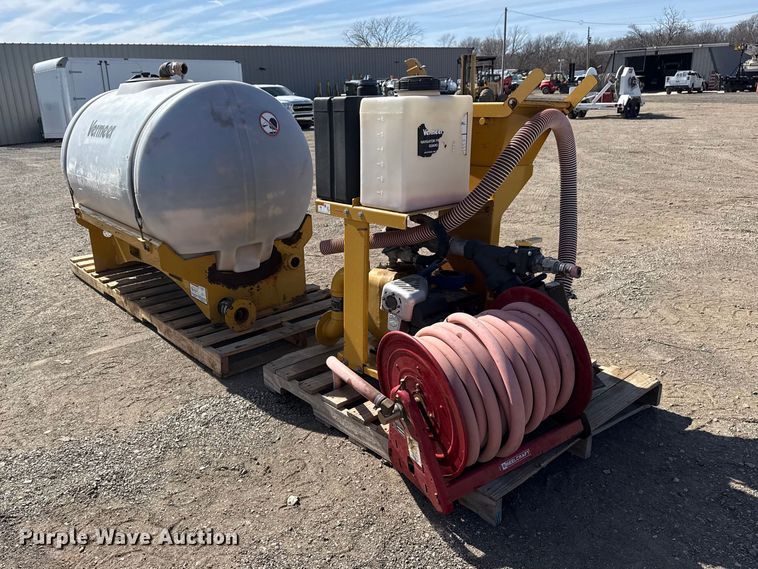 image for item DQ4322 2005 Vermeer MX125 mud mixer