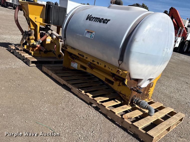 image for item DQ4322 2005 Vermeer MX125 mud mixer