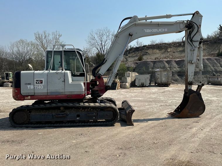 image for item DQ7756 2007 Takeuchi TB1140 mini excavator