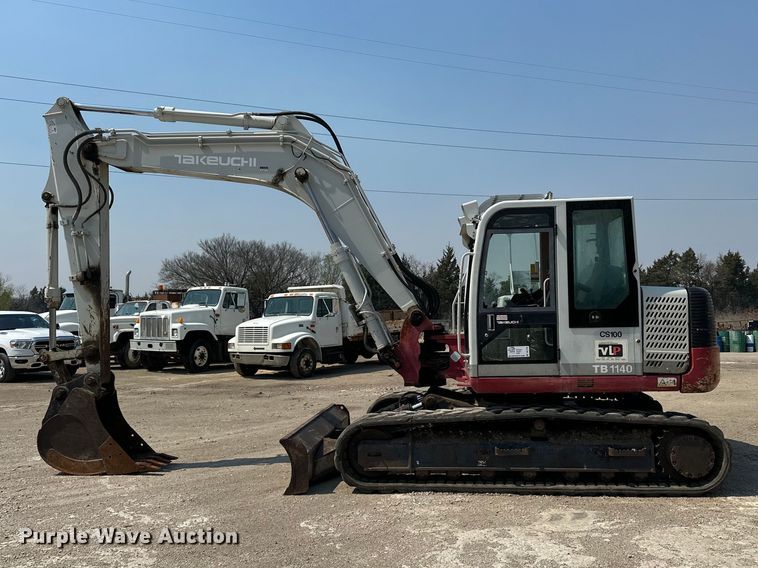image for item DQ7756 2007 Takeuchi TB1140 mini excavator