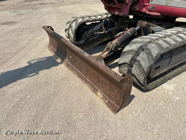 image for item DQ7756 2007 Takeuchi TB1140 mini excavator