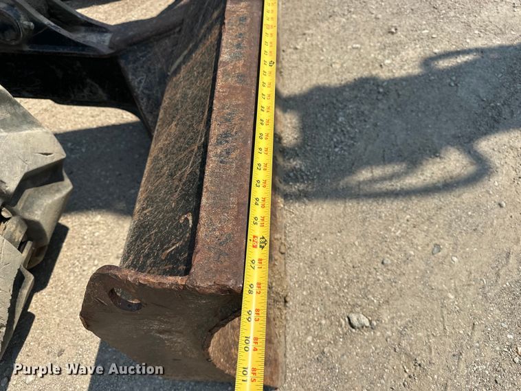 image for item DQ7756 2007 Takeuchi TB1140 mini excavator