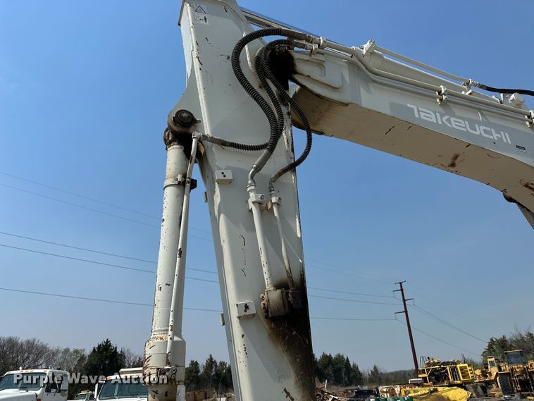 image for item DQ7756 2007 Takeuchi TB1140 mini excavator