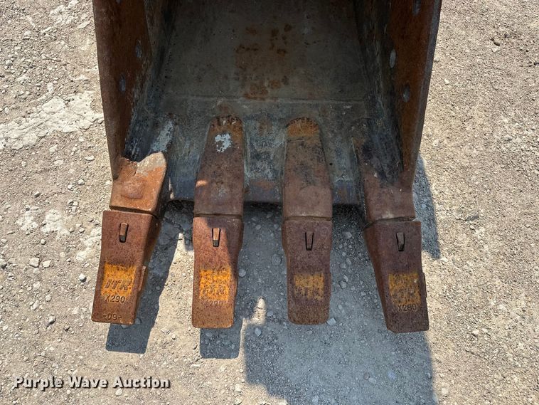 image for item DQ7756 2007 Takeuchi TB1140 mini excavator