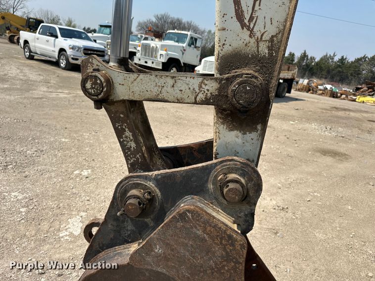 image for item DQ7756 2007 Takeuchi TB1140 mini excavator