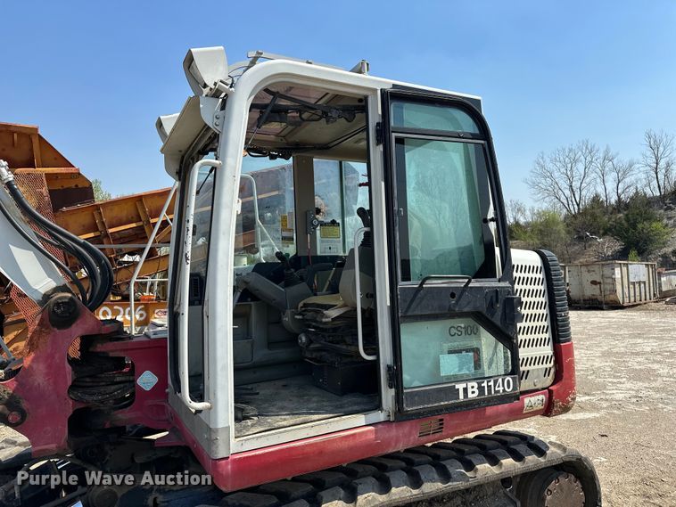 image for item DQ7756 2007 Takeuchi TB1140 mini excavator