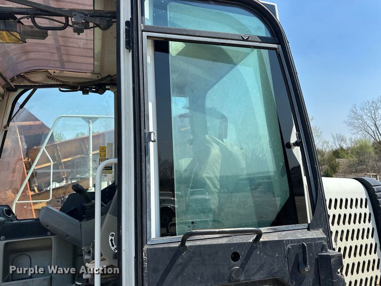 image for item DQ7756 2007 Takeuchi TB1140 mini excavator