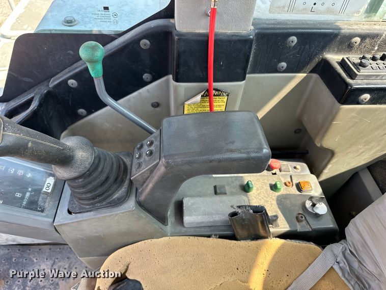 image for item DQ7756 2007 Takeuchi TB1140 mini excavator