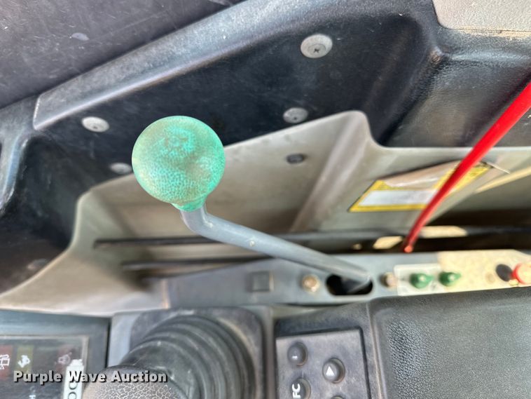 image for item DQ7756 2007 Takeuchi TB1140 mini excavator