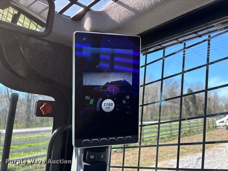 image for item DT0096 2021 Case SV280B skid steer loader