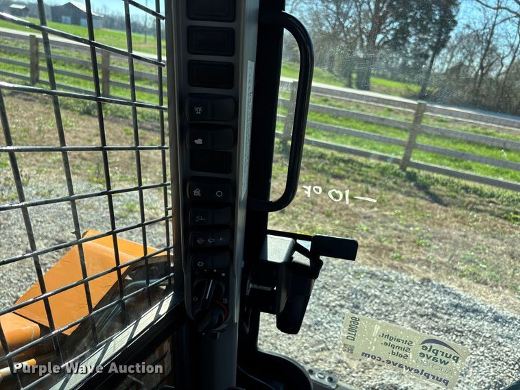 image for item DT0096 2021 Case SV280B skid steer loader