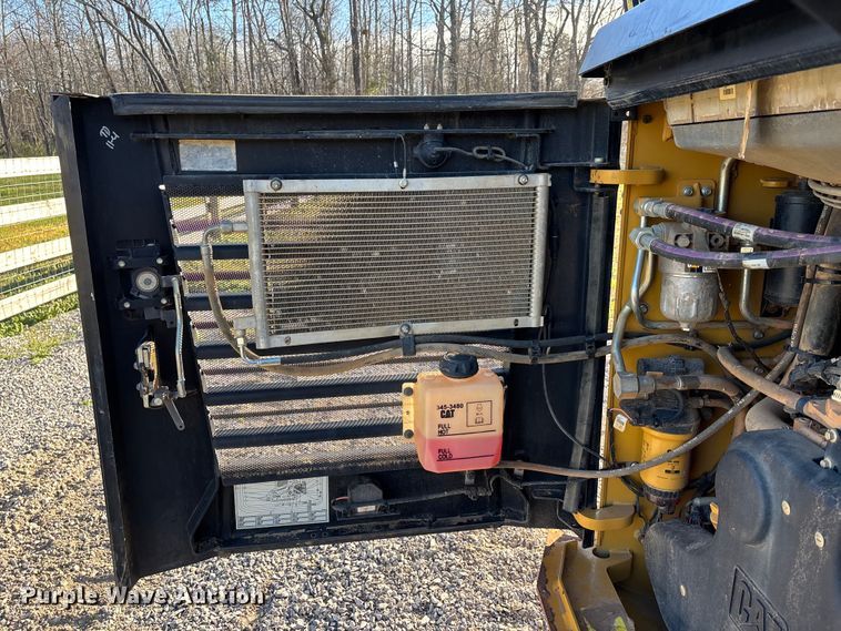 image for item DT0097 2022 Caterpillar 299D3 tracked skid steer loader