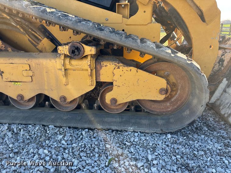 image for item DT0097 2022 Caterpillar 299D3 tracked skid steer loader