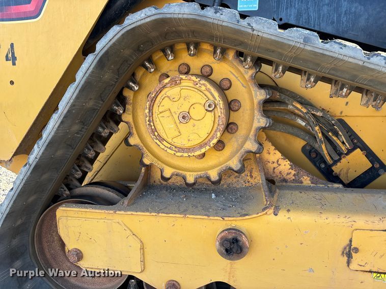 image for item DT0097 2022 Caterpillar 299D3 tracked skid steer loader