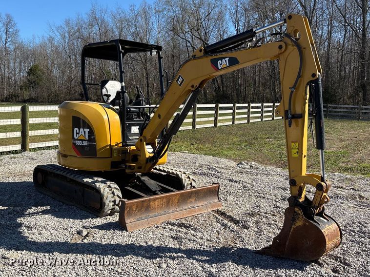 image for item DT0098 2020 Caterpillar 303.5E2 CR mini excavator